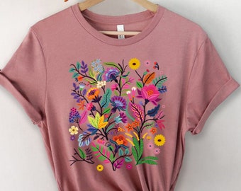 Wildflower Tshirt, Wild Flowers Shirt, Floral Tshirt, Flower Shirt, Gift for Women, Ladies Shirts, Best Friend Gift Shirt,Nature Lover Shirt