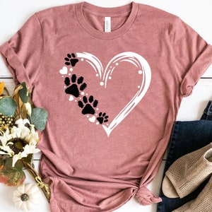 Paw Heart Tshirt, Pet Lover Shirts, Animal Lover Gift, Paw Love Shirt, Paw Print Shirt, Cat Lover Gift Women, Dog Lover Gift Shirt for Women