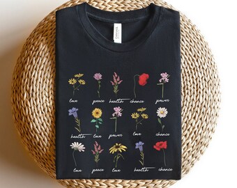 Wildflower Shirt, Womens Wildflowers Graphic T-shirt, Boho Botanical Chart T-shirt, Botany Floral Gift, Nature Lover Shirt, Botanical Shirt