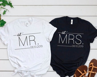 Mr and Mrs Shirt, Mr and Mrs, Just Married Shirt, Honeymoon Shirt, Wedding Shirt, Wife And Hubs Shirts, Just Married Shirts, Couples Shirts