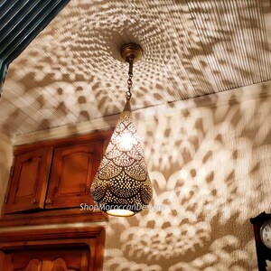 Lampe marocaine, suspension rétro, lustre suspendu, plafonnier, lampe minimaliste, lumière marocaine, lampe en métal, cadeau de pendaison de crémaillère.