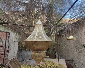 Handcrafted Moroccan Brass Chandelier - Luxury Ceiling Pendant Light - Moorish Lighting .