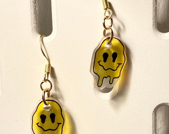 runde Ohrringe mit lachendem SMILEY niedliche EMOJI Earstuds mit Smiley nickelfreier EDELSTAHL Ohrschmuck für Kinder Frauen & Männer Bungsa© FRÖHLICHER SMILEY Ohrstecker Set silber / gelb runde Ohrringe mit lachendem SMILEY niedliche EMOJI Earstuds mit Smiley nickelfreier EDELSTAHL Ohrschmuck für Kinder Frauen & Männer Bungsa© FRÖHLICHER SMILEY Ohrstecker Set silber / gelb