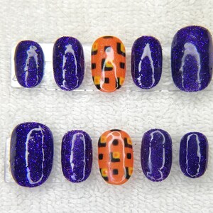 Custom Press On Nails (full set+art on 2 nails)