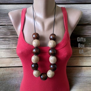 Chunky wood necklace,Simple wood bead necklace,Wooden bead necklace,Long beaded necklace,Eco bead necklace,Brown bead necklace for women,