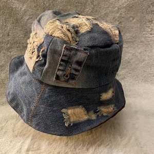 bucket hat
