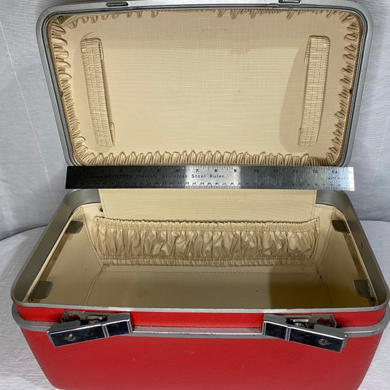 Retro Samsonite Silhouette Train Case - Bright Red - image 4