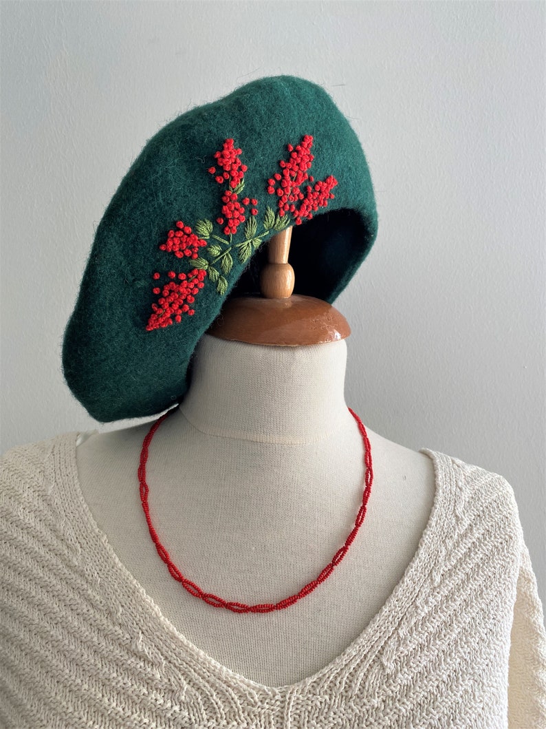 Béret français fleuri 100 % laine brodé à la main, chapeau brodé personnalisé, béret pour femme, béret brodé, cadeau pour femme, Saint-Valentin image 7