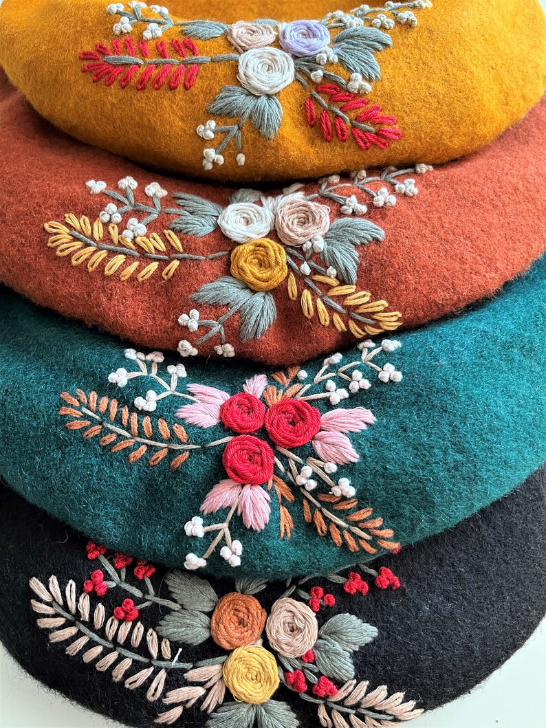 ROYAL FRENCH BERET EMBROIDERED LEPPARD CREST in TEAL BLUE main image 1
