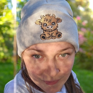 Highland Cow Beanie, Embroidered Beanie,Highland Cow, Scottish Cow, Embroidered Cow, Knitted, Farm Animal, Birthday Gift, Gift For Her