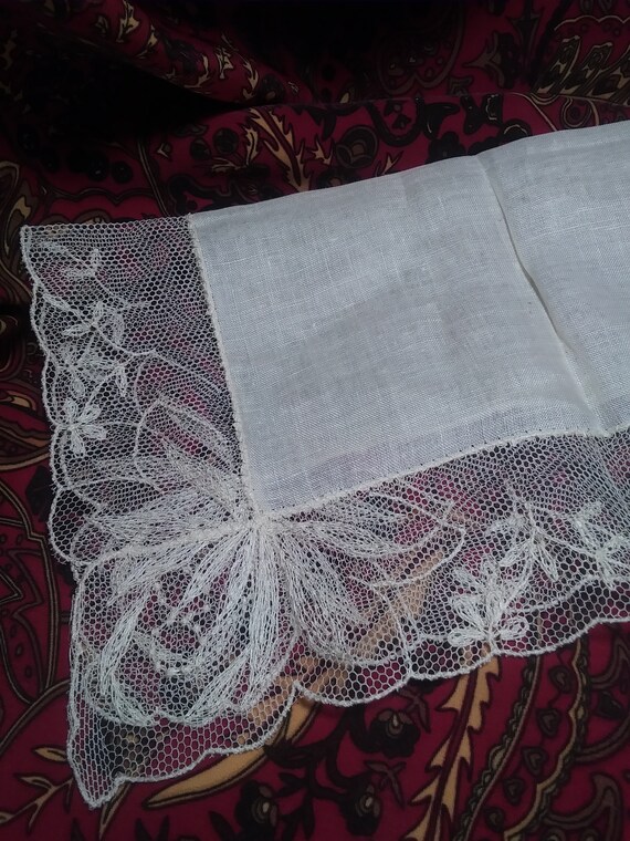 Antique lace linen antique woman's handkerchief - image 8