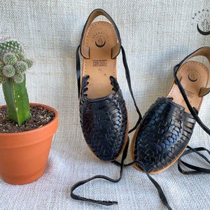 Sandals, barefoot sandals, huarache sandal, women sandals, handmade sandals, boho sandals, summer sandals, leather sandals, genuine leather