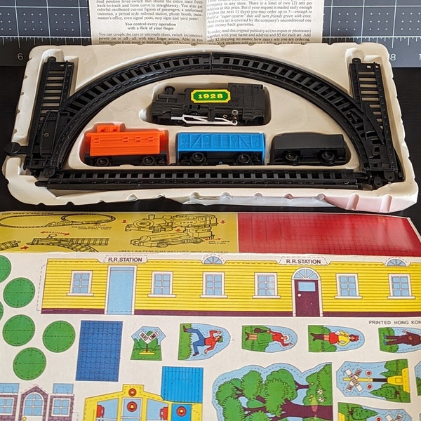 Vintage Electric Train Set (1986)