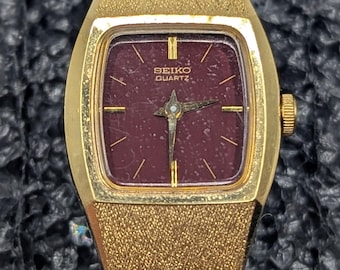 Vintage Seiko 1E20 5280 Integrated Bracelet Lady Quartz Watch