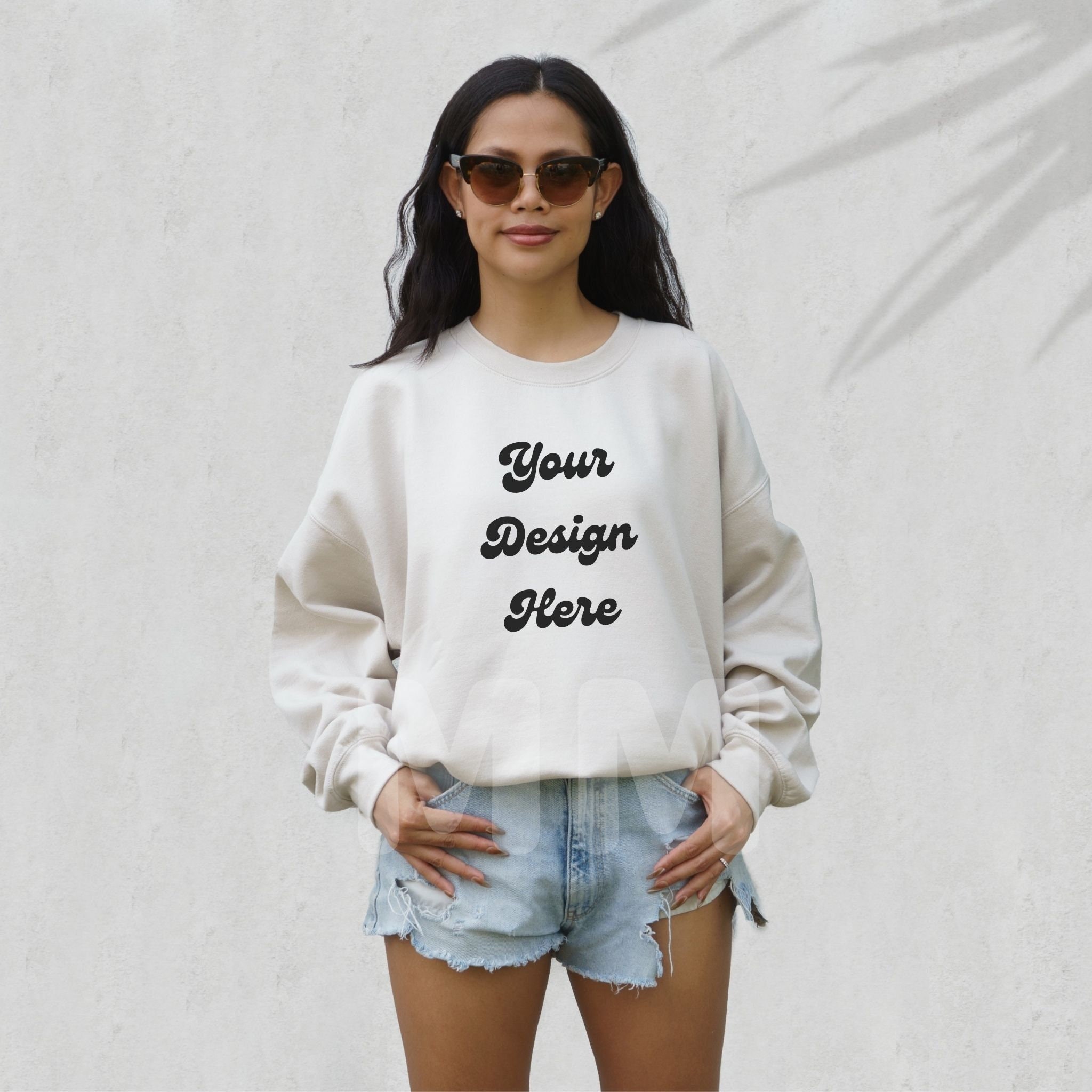 gildan crewneck sand