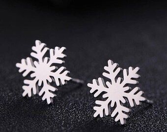 Fashion Snowflake Stud Earrings Christmas Earrings