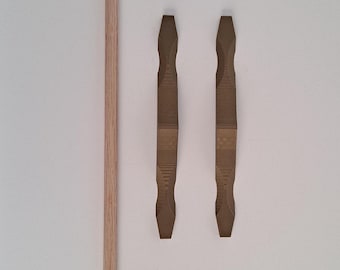 Niddy Noddy – 17.5" Length – 3D Printed Ends & Wooden Dowel Yarn Organizer