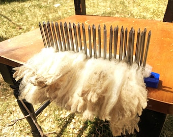 3D Printed DIY Wool Hackle Kit (Nails Included) | Fiber Prep Tool