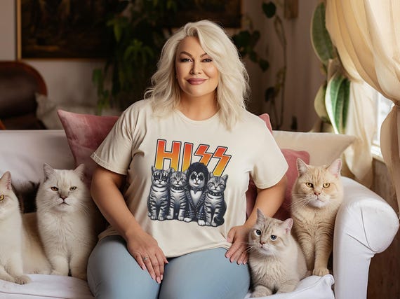 HIZZ Cat Pun Shirt: Funny Cat Lover Gift