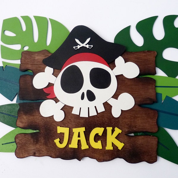 Décoration en bois pancarte pirate personnalisée avec prénom enfant