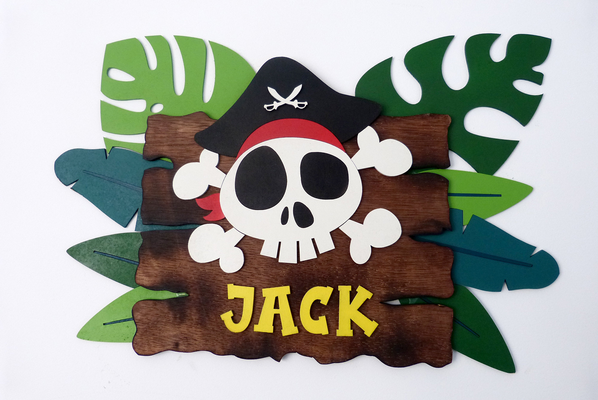 Décoration en Bois Pancarte Pirate Personnalisée avec Prénom Enfant