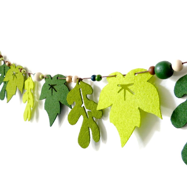 Forest garland with wooden beads and felt leaves