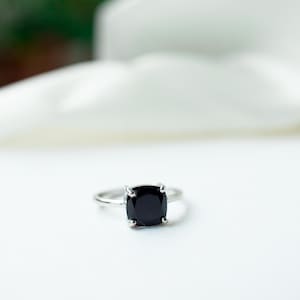 Dainty Black Onyx Ring - Minimalist Sterling Silver Gemstone Ring | Delicate Onyx Jewelry | Simple Everyday Ring | Gift for Her