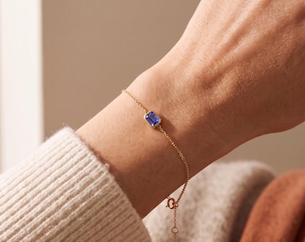 Tanzanite Bracelet in 14K Gold, Dainty Blue Gemstone Bracelet, Minimalist Gift for Her