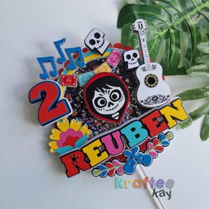 Coco Cake Topper, Geburtstagstorte Topper, Alter und Name personalisieren, LED-Licht, Light up Cake Topper, Halloween-Kuchentopper, Land der Toten