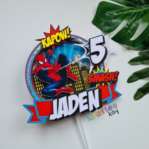 Décoration de gâteau Spiderman personnalisée, décoration de gâteau d'anniversaire, âge et nom à personnaliser, décoration de gâteau comique, lumière LED, décoration de gâteau lumineuse