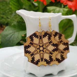 Praag grote zeshoek bengelen oorbellen, romantische sierlijke lacey boho design, mooie moederdag cadeau, gratis verzending