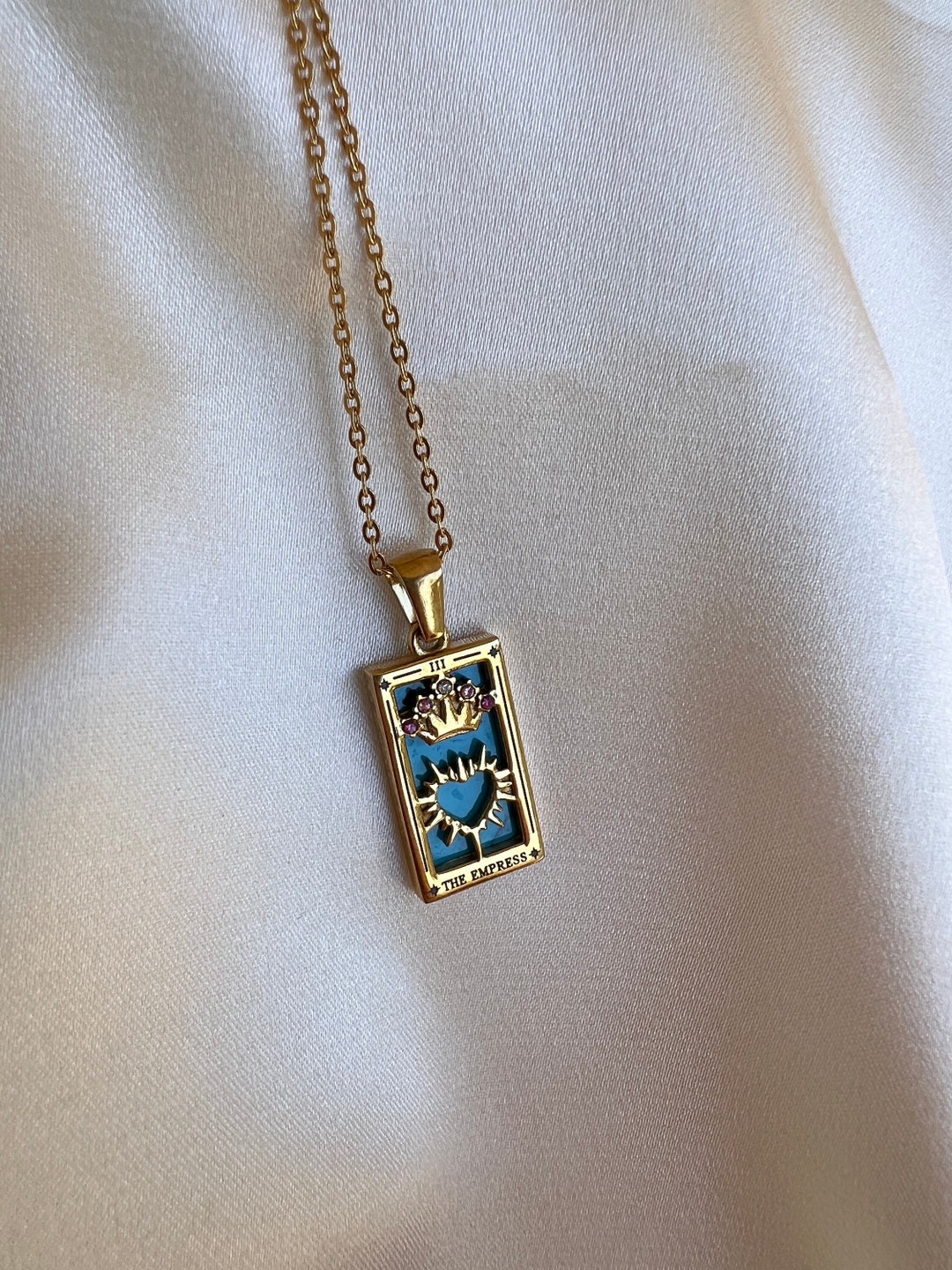 Sacred Heart Tarot Necklace – Gold