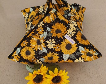 Sunflower Casserole Carrier - Casserole Tote - Food Warmer