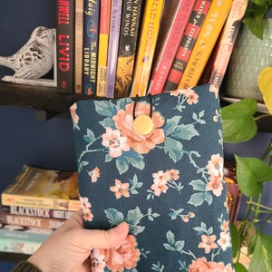 Book sleeve, book pouch, book protector, gift for book lover, book reader gift, tablet sleeve, padded book case, book cozy, bookish gift