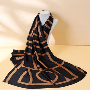 100% Silk Scarf Luxury Christmas Scarves Abstract Print Women’s Hijab Head Hair Wrap Vibrant Colour Breathable All season Wear