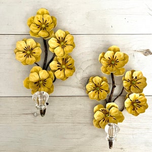 Vintage Yellow Enameled Metal Dogwood Flower Wall Hooks set of 2 With Clear  Crystal Look plastic Knob Cottage, Farmhouse, Boho 