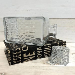 Vintage Glass Whiskey Decanter with Stopper: Retro Barware