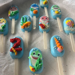 Baby Shark Cakesicles