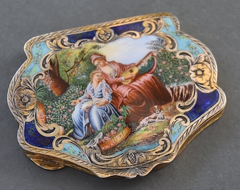 Excellent Italian Gilt Silver 800 Enamel Powder Compact featuring Nicolas Lancret's 'The Music Lesson'