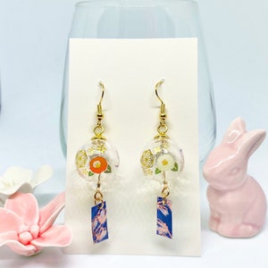 Handmade Japanese Wind chime earrings / Furin / Japanese / Handmade earrings / Tsubaki and Cherry blossoms (red＆white)