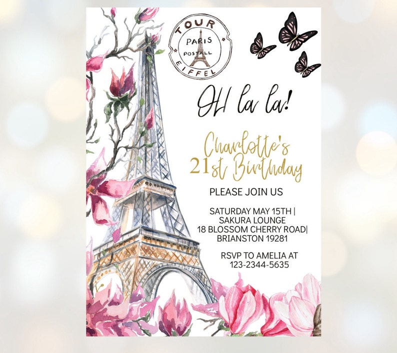 Pu&ograve; includere: Un invito in stile acquerello con la Torre Eiffel, fiori di magnolia rosa e farfalle. Il testo recita "Oh la la! 21&deg; compleanno di Charlotte." Include i dettagli dell'evento e le informazioni RSVP. Il design ha un tema vintage parigino.