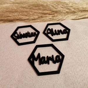 Marque-places de mariage aimants en bois, plaque nominative de mariage cadeau invité, souvenir de baptême en bois, décoration de table mariage confirmation invités