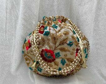 20 Indian Embroidered Potli Bags, Wedding Favor Drawstring Pouches