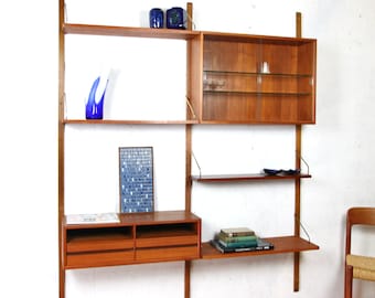 Poul Cadovius Wall Unit | Royal System | Cado Teak | modular wall shelf | mid century Danish design | String shelf | Vintage | 1960