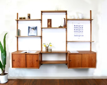 Danish Teak 3 Bay Wall Unit | Cado shelving system | vintage wall shelf | midcentury shelf | modular danish design wall shelf | 1960