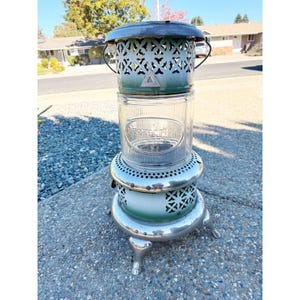 Vintage Perfection 1690 Kerosene Heater Glass Jar Metal green white original EUC