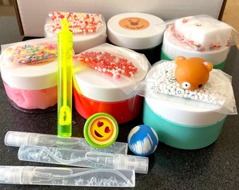 Mystery Slime Box: 4-6 Medium Slimes with Toppings