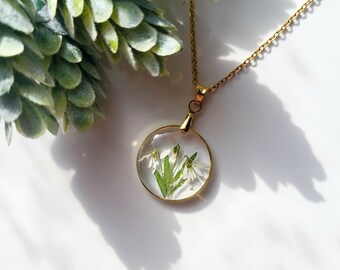 January birth flower necklace, Snowdrop flower, Handmade Birth Month Real Flower Necklace, Personalized Pressed Resin Pendant Jewelry