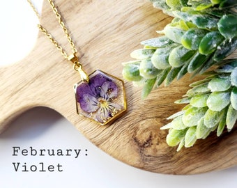 February birth flower necklace, Violet flower, Handmade Birth Month Real Flower Necklace, Personalized Pressed Resin Pendant Jewelry