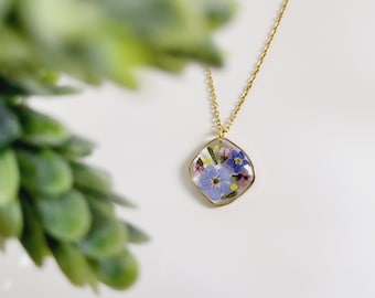 Forget-me-nots necklace, real pressed wildflower pendant, handmade gift for her, jewlery with meaning